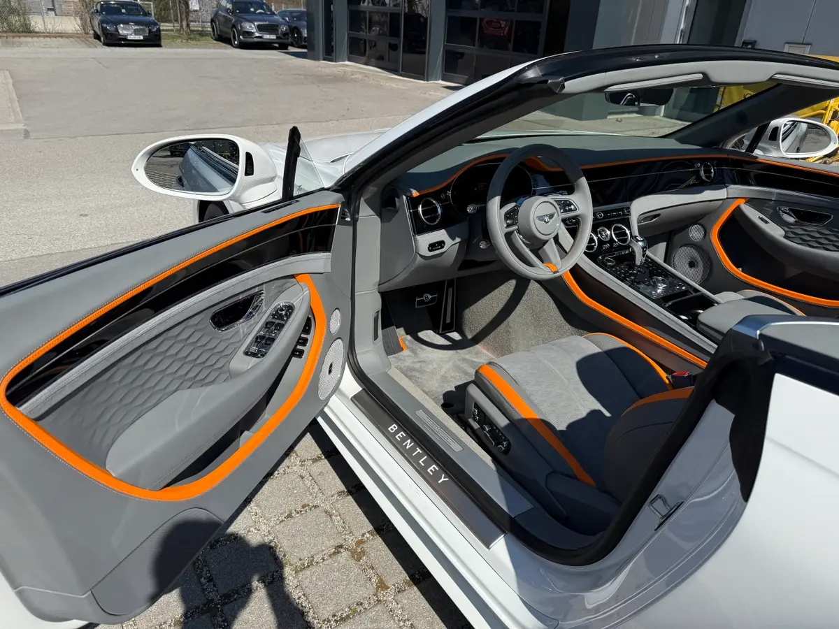 Bentley Continental GTC Speed 2025